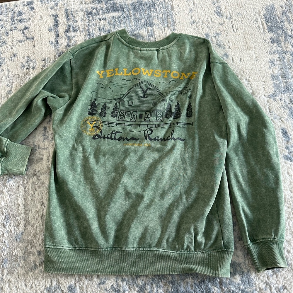 Yellowstone Dutton Ranch sweatshirt M - Picture 3 of 5